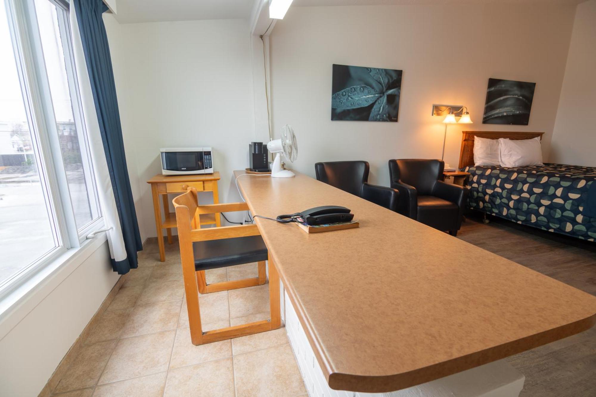 Hotel Les Mouettes Sept-Îles Eksteriør billede